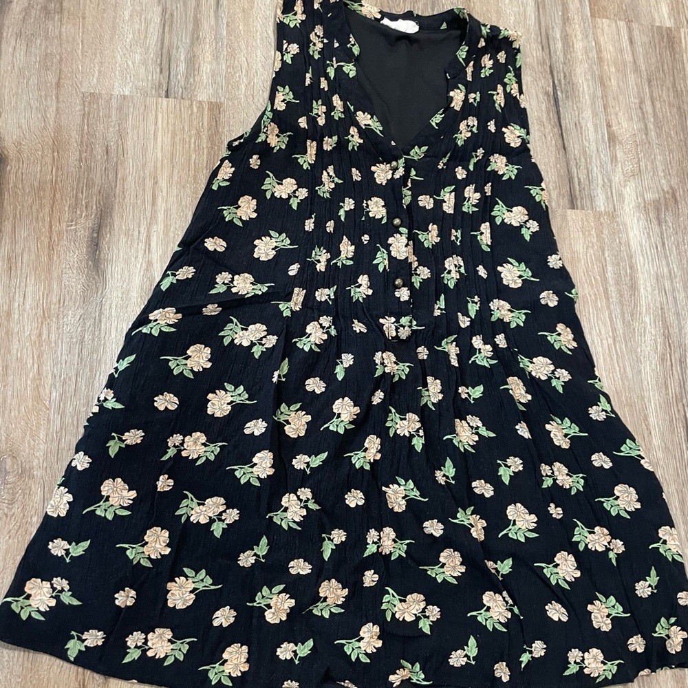 Entro Black, Yellow and Green Floral Tunic Short w/ Buttons in Front